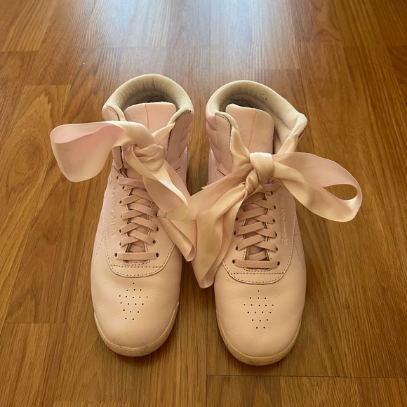 Reebok Sneakers - Picture 2 of 5